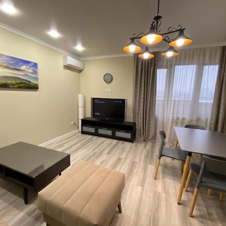 Vip Apartment Mountain View 阿拉木图 外观 照片